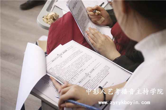 詩朗誦稿件