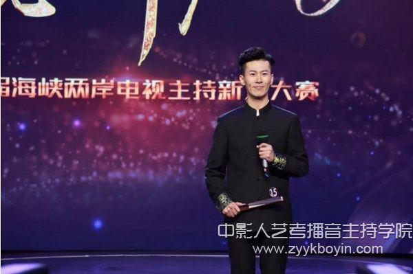 播音與主持系銅獎選手荊志浩.jpg